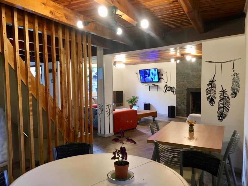 Ciao Bariloche - Habitaciones Privadas En Hostel Eksteriør billede